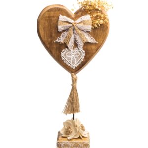 Coeur en bois sur pied