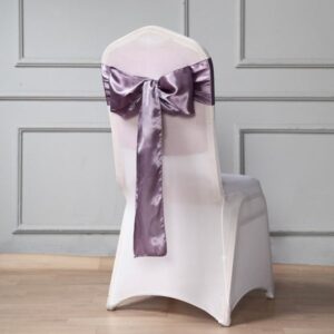 Nœud de chaise en satin gris foncé